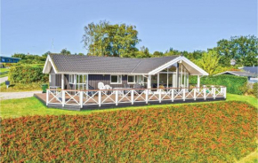 Nice Home In Ebeltoft With House Sea View, Ebeltoft